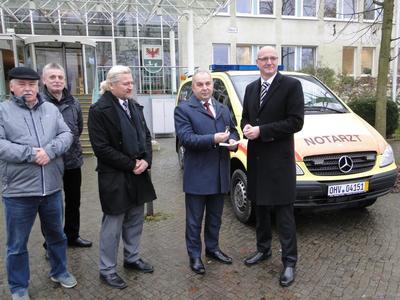 &Uuml;bergabe eines Notarzteinsatzfahrzeuges an Siedlce 2017